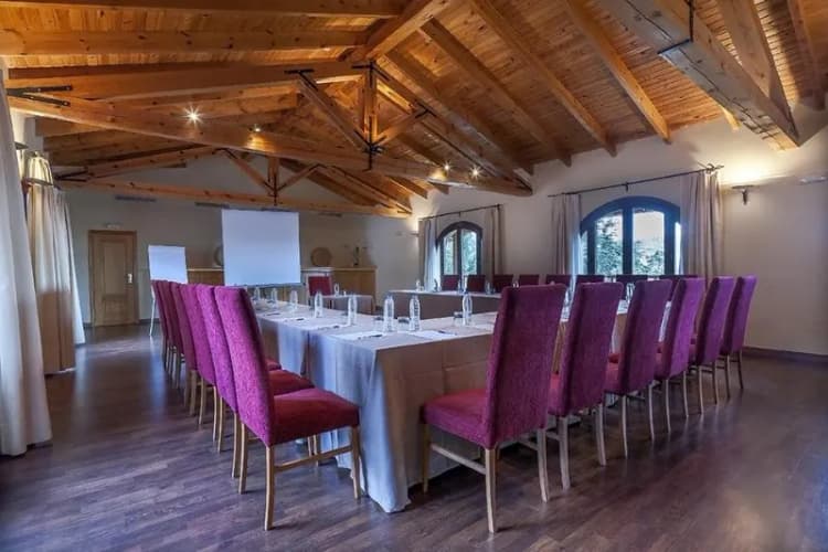 Conferences, La Sierra by Selecta, Madrid