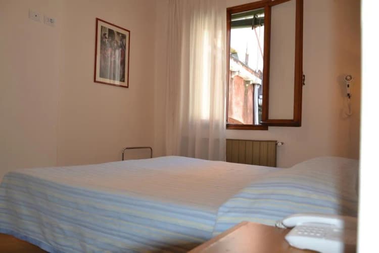 DOUBLE SINGLE USE STANDARD Room, Canada Hotel, Venice