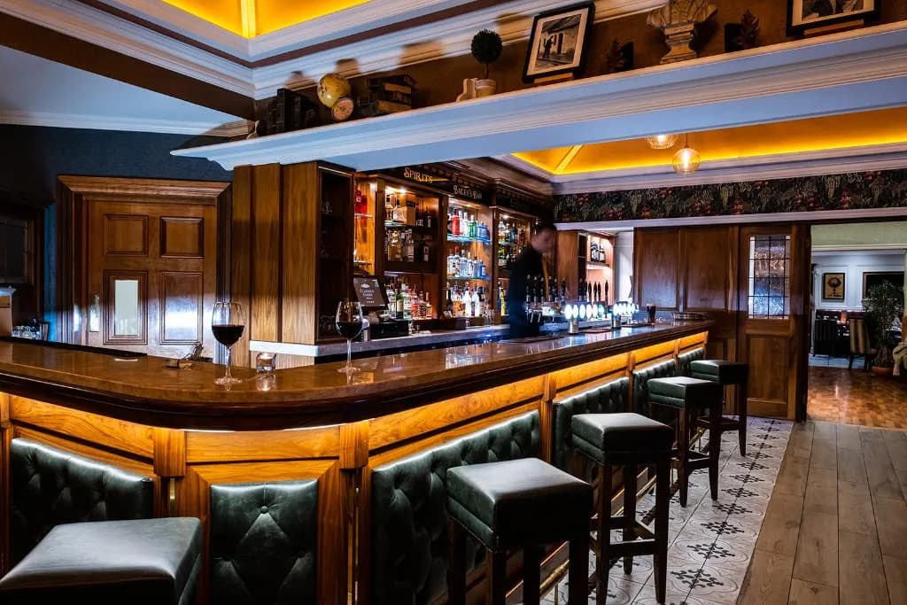 Bar, Clanard Court Hotel, Dublin