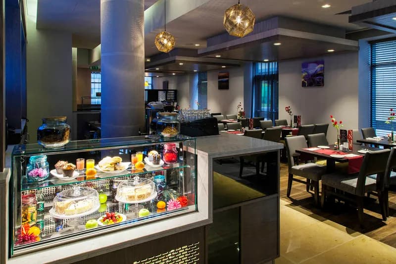 Bar, Maldron Hotel Smithfield, Dublin