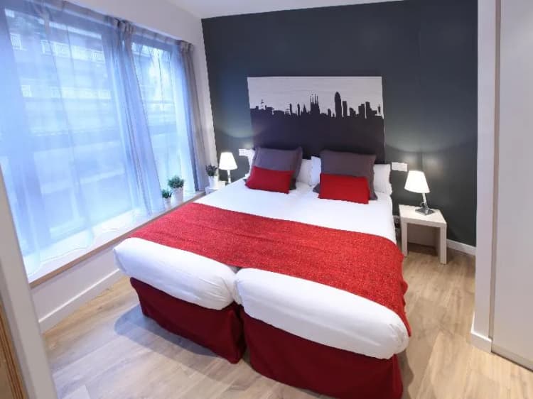 APARTMENT CAPACITY 2 ONE BEDROOM Room, MH Apartments Urban, Barcelona