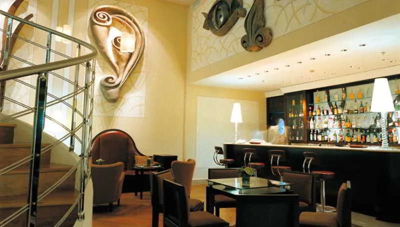 Bar, Renaissance Naples Mediterraneo, Naples