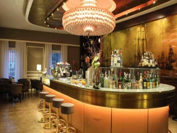 Bar, Plaza Lucchesi, Florence