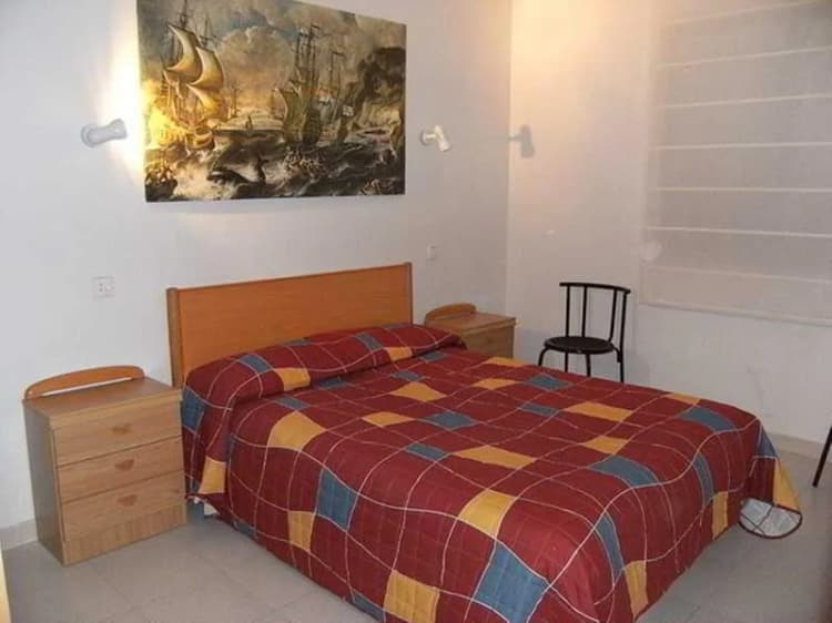 APARTMENT CAPACITY 4 TWO BEDROOMS Room, Cala Montgo 2D, Costa Brava