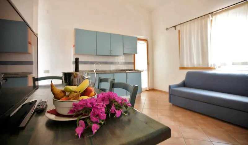 APARTMENT CAPACITY 4 Room, Club Esse Residence Capo d'Orso, Olbia