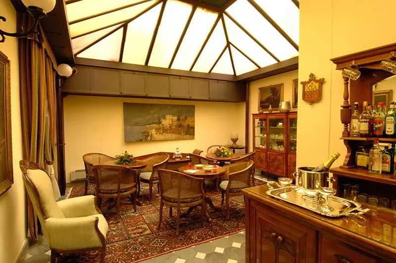 Bar, Malaspina, Florence