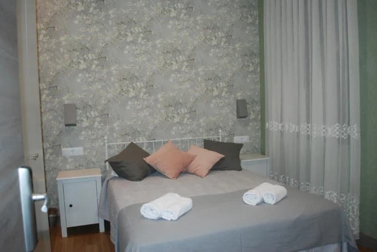 DOUBLE WITH DOUBLE BED Room, Hostal Avenida, Madrid