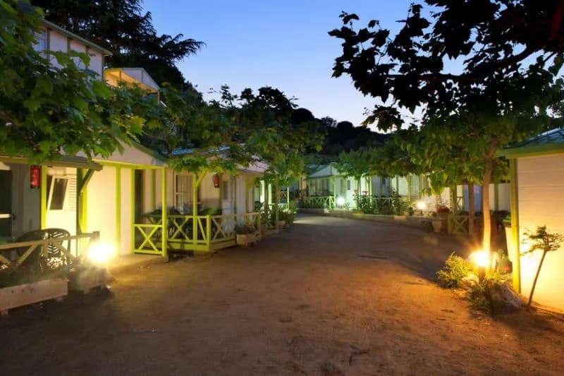 BUNGALOW TWO BEDROOMS ONE BATHROOM Room, Camping El Far, Costa Brava