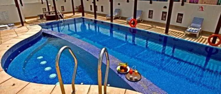 Pool, Al Faris 3 Deluxe Hotel Apartments, Dubai