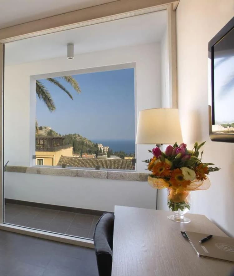Double or Twin DELUXE WITH BALCONY Room, Il Piccolo Giardino, Taormina