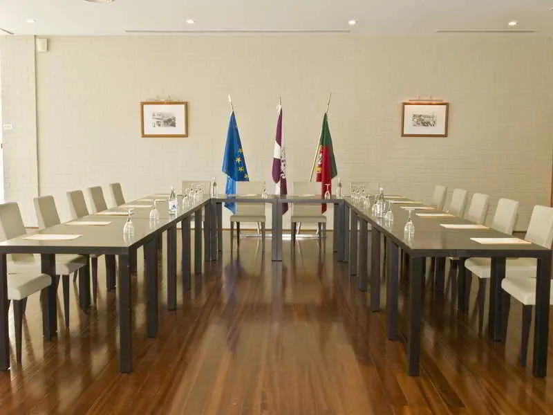 Conferences, Ilhavo Plaza, Porto