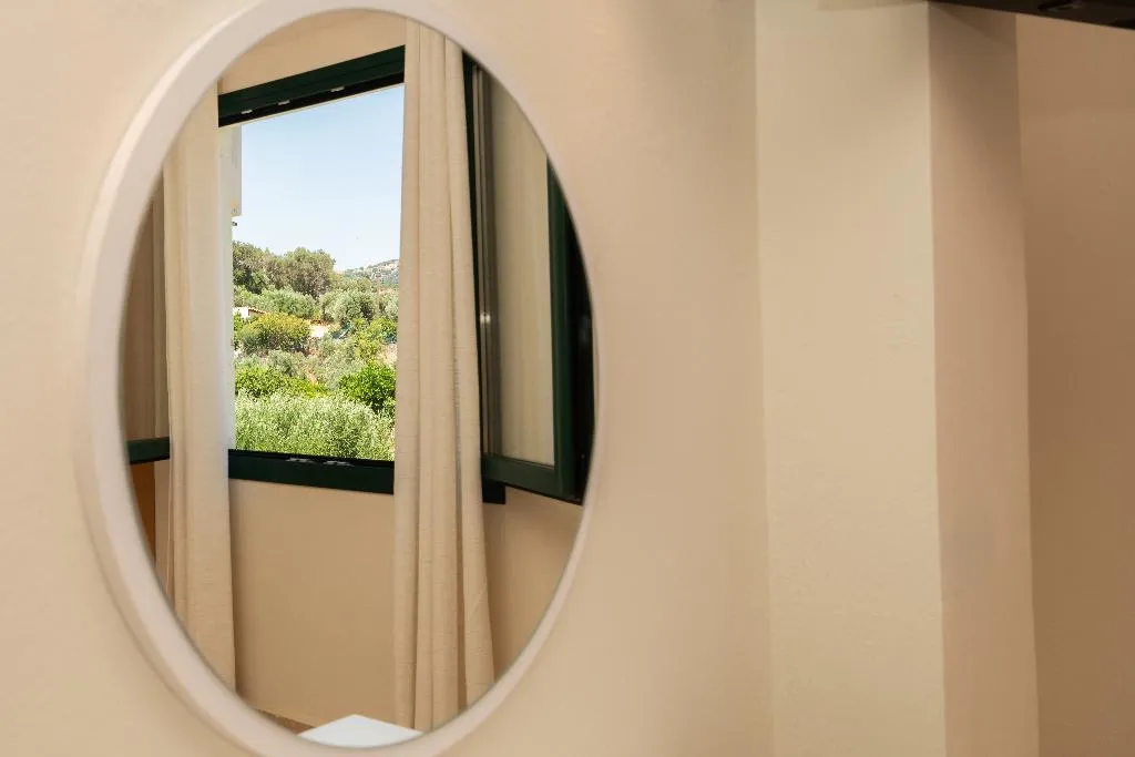 APARTMENT SEA VIEW Room, So Nice Hotel, Samos