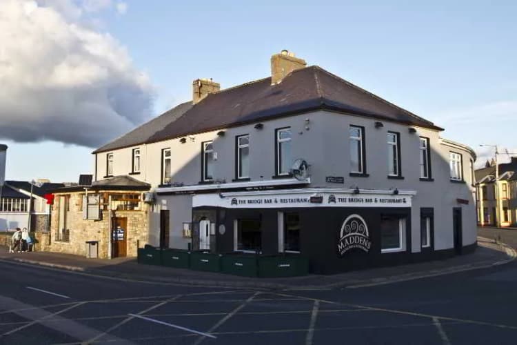 General view, Maddens Bridge Bar and Restaurant, Cork