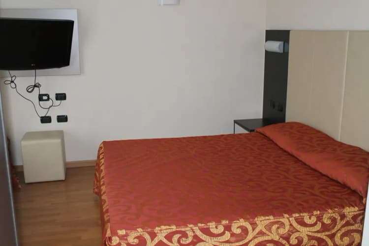 DOUBLE SINGLE USE STANDARD Room, Raya Hotel Motel, Milan