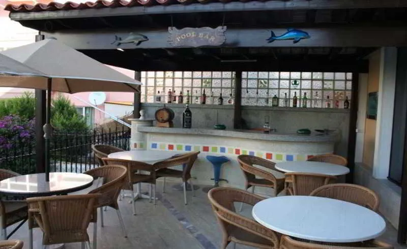 Bar, Amphora, Izmir