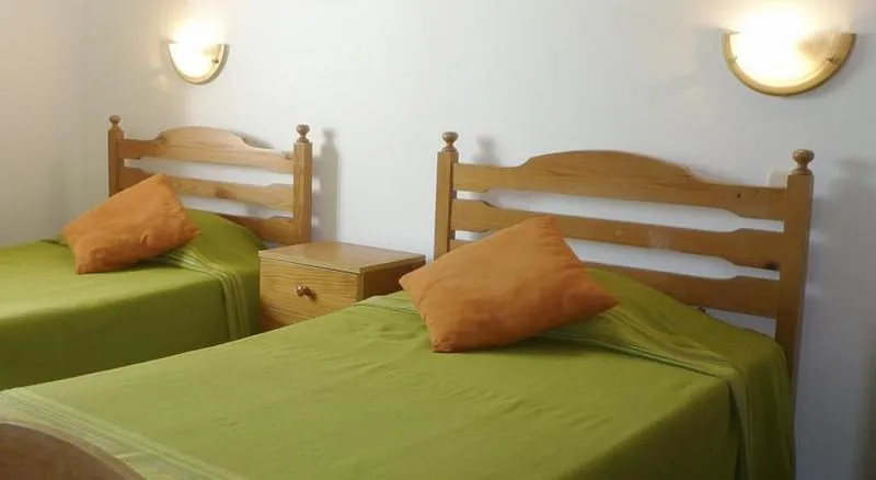 APARTMENT ONE BEDROOM Room, Turiquintas, Algarve