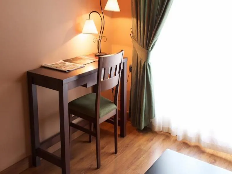 DOUBLE SINGLE USE STANDARD Room, Los Dolmenes, Andalucia