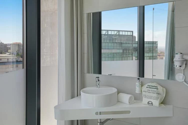 DOUBLE STANDARD Room, B&B HOTEL Porto Gaia, Porto