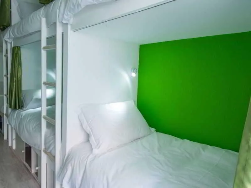 Bed in dormitory CAPACITY 4 Room, Golden Tram 242 Lisbonne Hostel, Lisbon