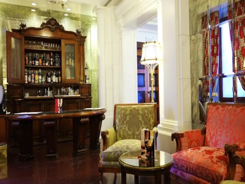 Bar, Albani Firenze, Florence