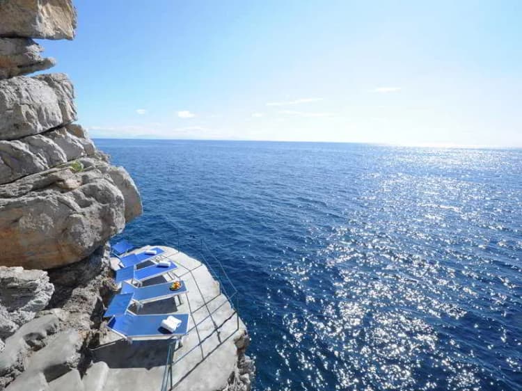 Beach, Torre Saracena, Naples