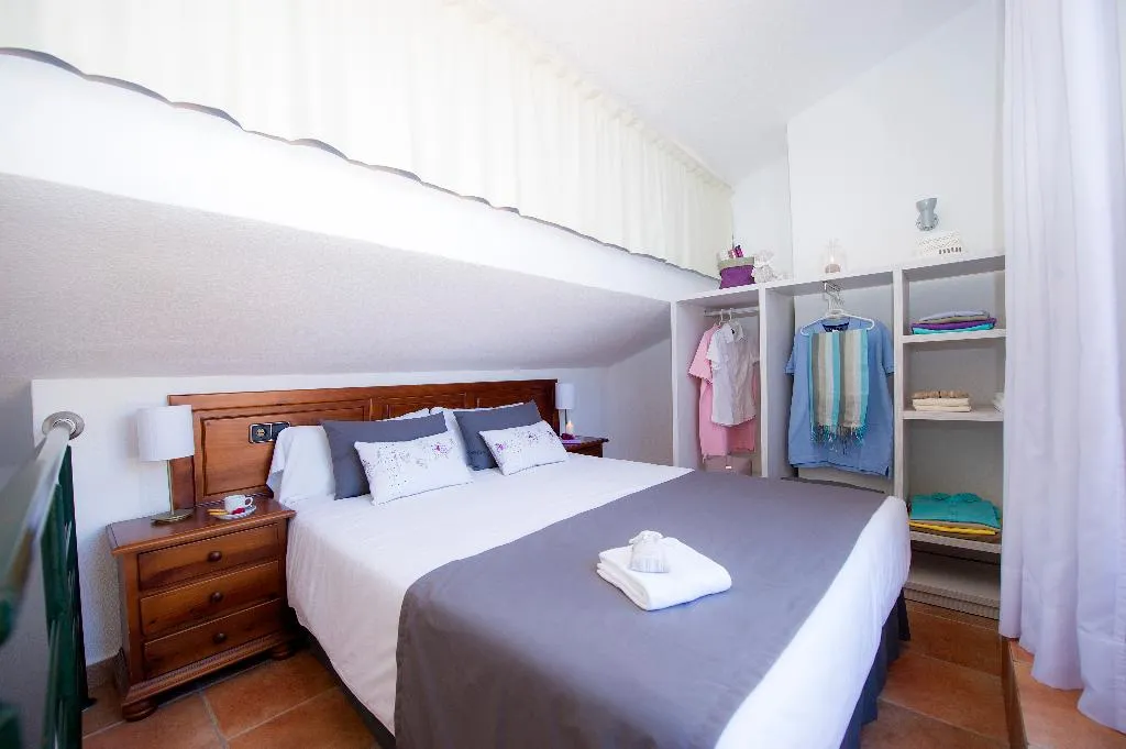 APARTMENT CAPACITY 4 ONE BEDROOM Room, Pierre & Vacances Villa Roma, Costa Brava