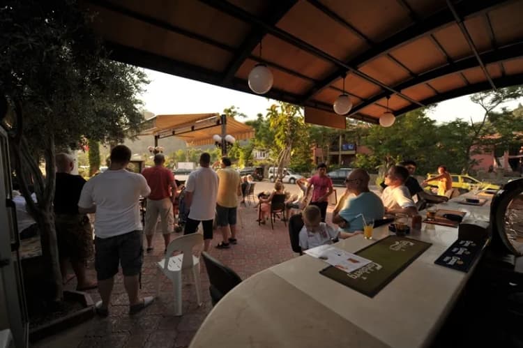 Bar, Mavruka, Dalaman
