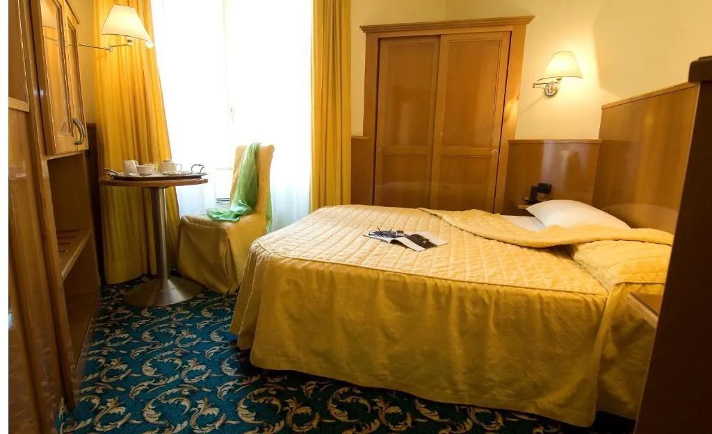DOUBLE SINGLE USE STANDARD Room, Cinque Giornate, Milan