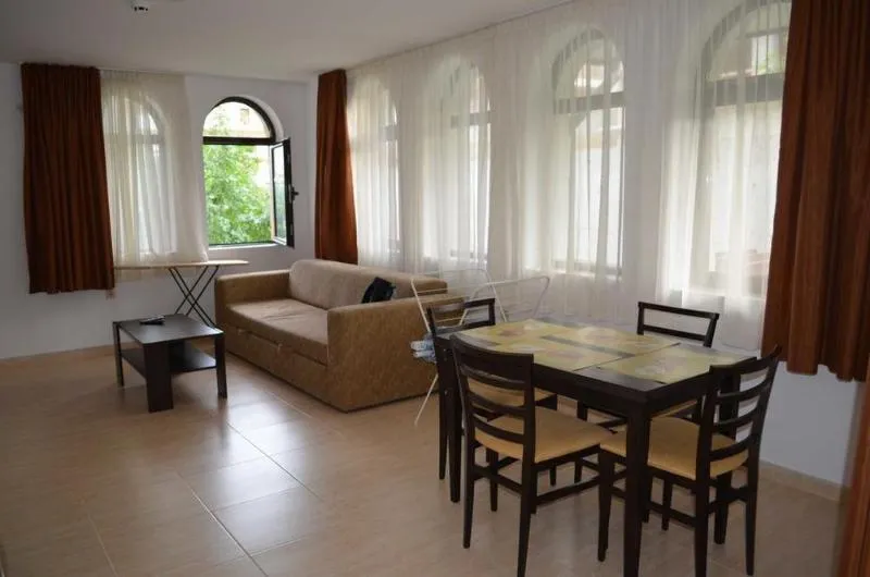 APARTMENT TWO BEDROOMS Room, Etara 2, Bourgas