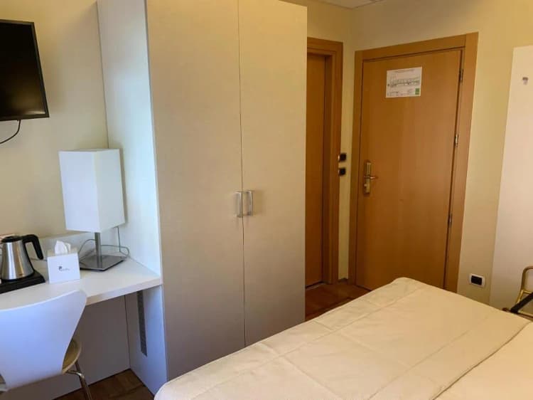 DOUBLE ECONOMY Room, Bellavista, Milan