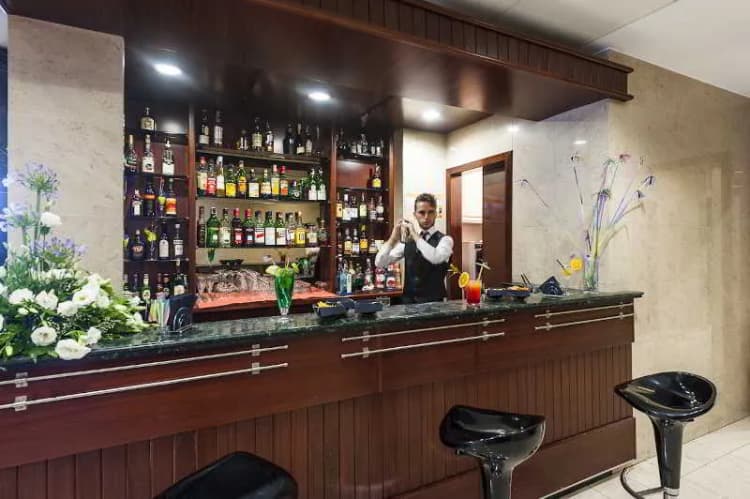 Bar, Millennium Gold, Naples