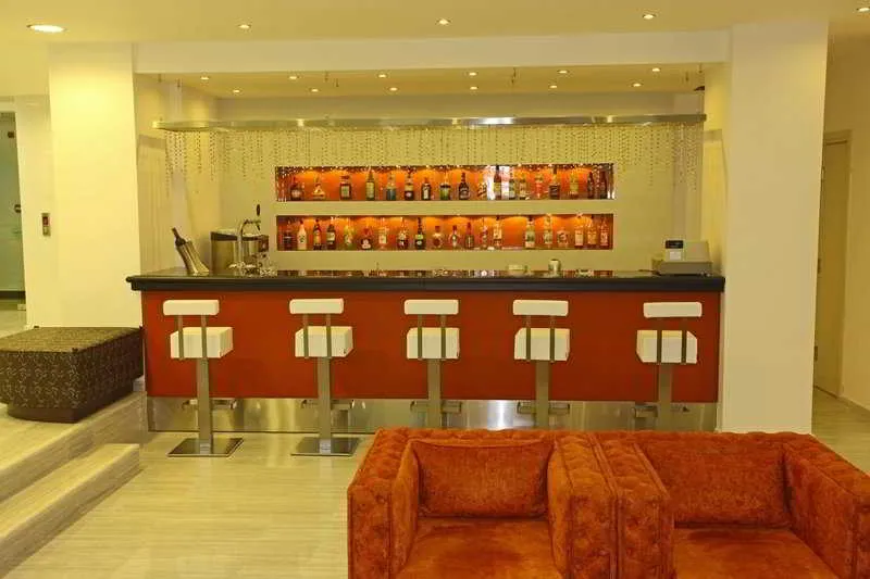 Bar, Olympic Palladium by GHH, Crete
