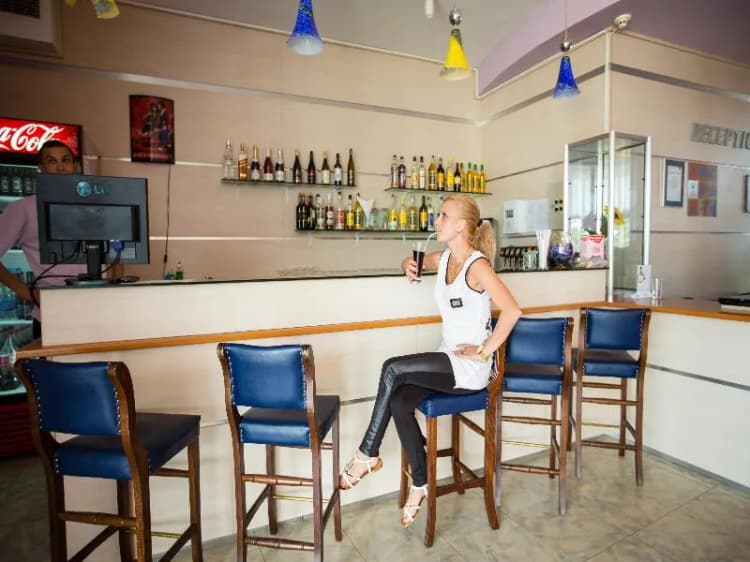 Bar, Bohemi, Bourgas
