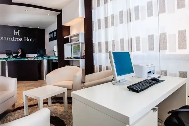 Lobby, Tysandros, Catania