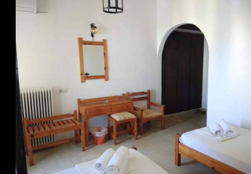 Double or Twin STANDARD Room, Alkyonides Hotel, Crete