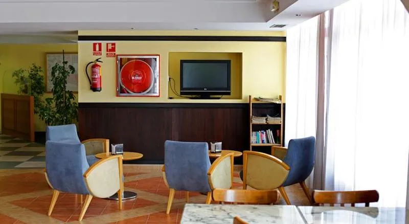 Lobby, Iris Guadalajara, Madrid