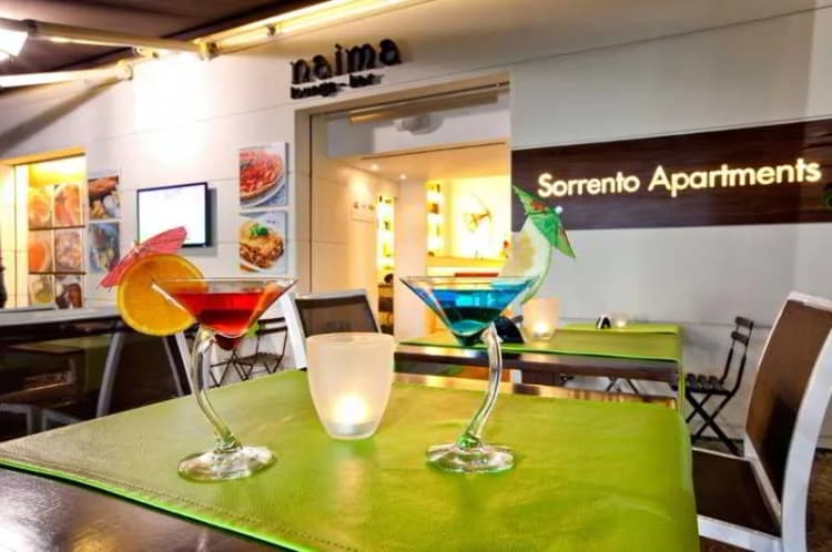 Bar, Sorrento Apartments, Naples