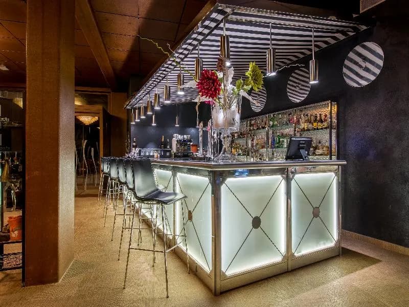 Bar, Salles Hotel & SPA Mas Tapiolas, Costa Brava