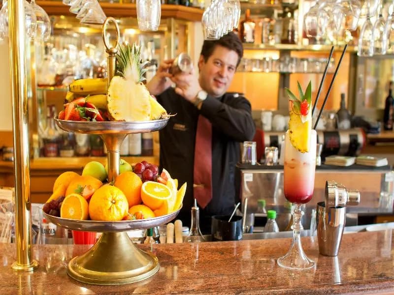Bar, Adria, Prague