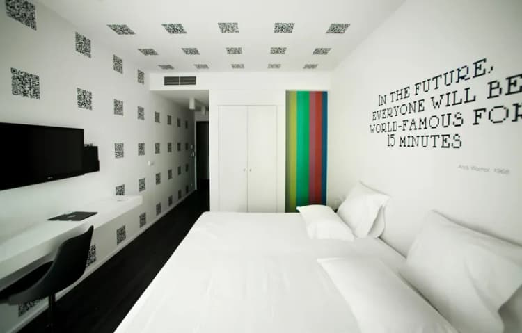 Double or Twin RIVER VIEW Room, Design & Wine Hotel, Porto