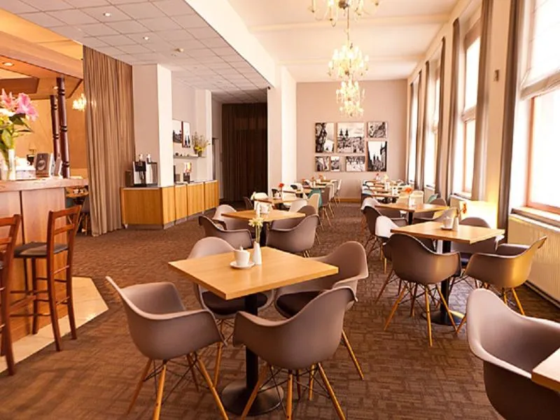 Bar, Central Hotel Prague, Prague
