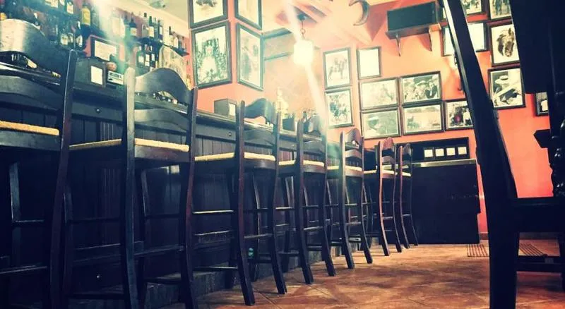 Bar, Pechi Hostal, Seville