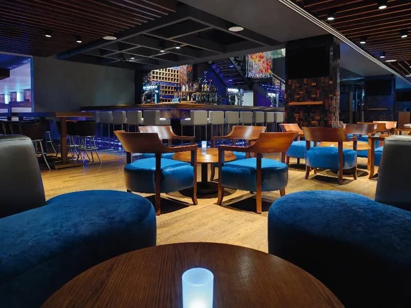 Bar, Movenpick Hotel Jumeirah Lakes Towers, Dubai