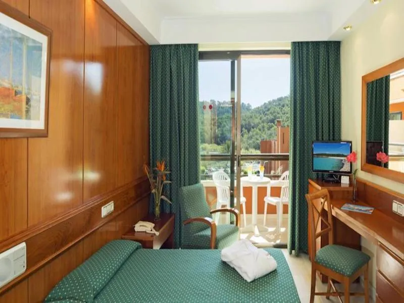 DOUBLE SINGLE USE STANDARD Room, Ona Palmira Paguera, Majorca