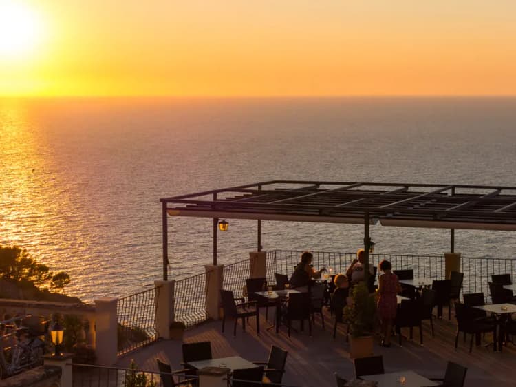 Bar, Baronia, Majorca