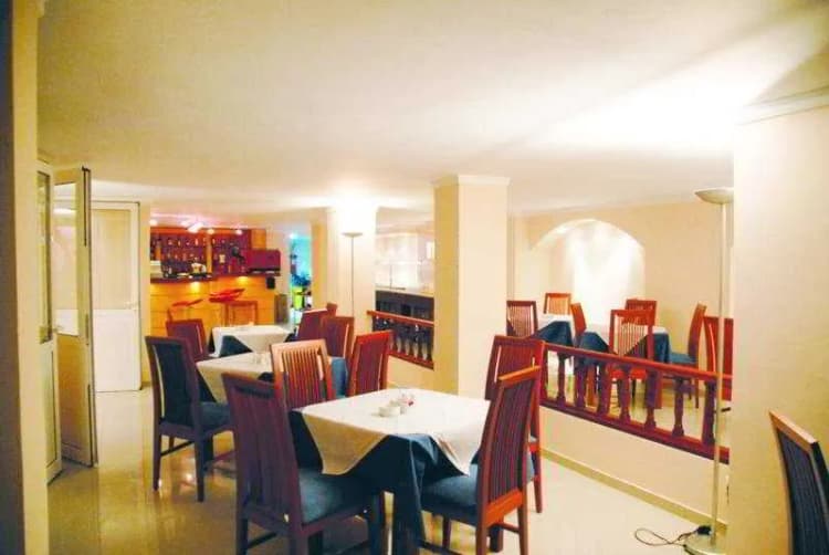 Bar, Corfu Maris, Corfu