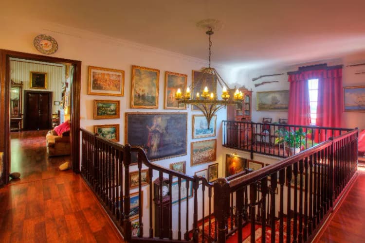 Lobby, Del Almirante Collingwood House, Menorca