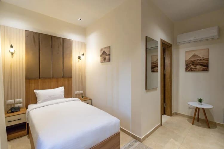 DOUBLE SINGLE USE SEMIDOUBLE Room, Mazar Pyramids Hotel, Cairo