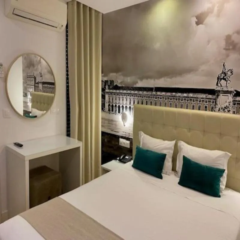 DOUBLE STANDARD Room, Lisbon City Apartments & Suites by City Hotels, Lisbon
