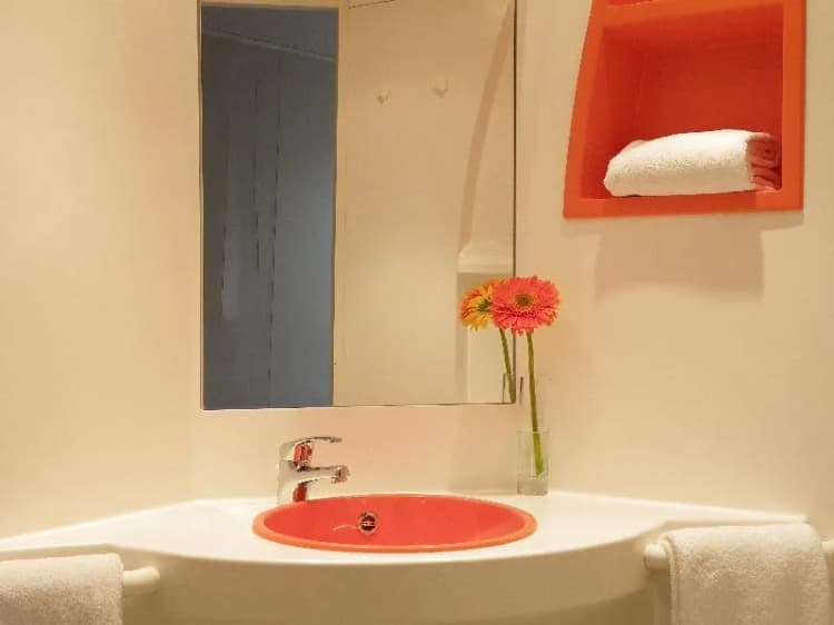 DOUBLE STANDARD Room, Herculano Porto Stays, Porto